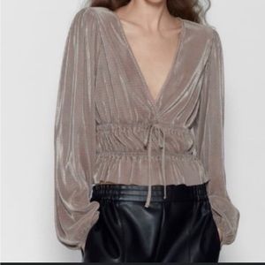 Zara going out top with balloon sleeves